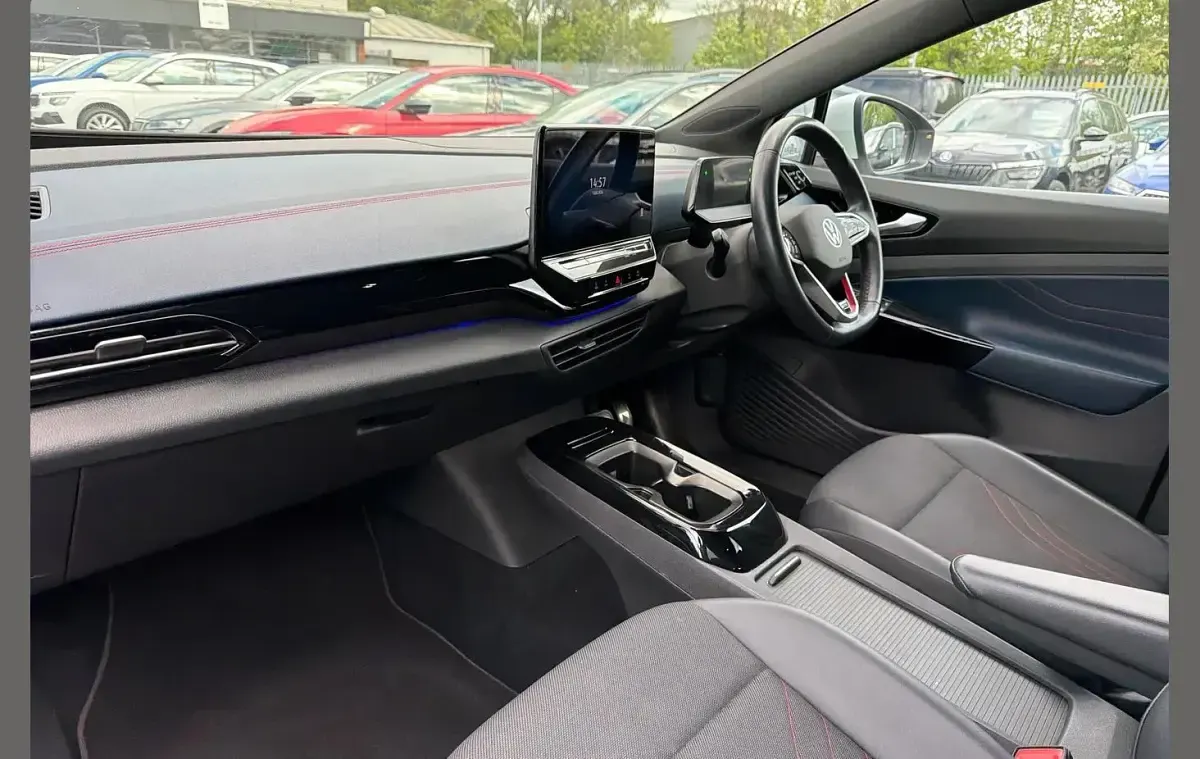 Begagnad VW ID.4 GTX 219 kW (299 HK) 2022 Vit SUV
