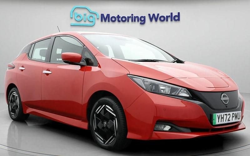 Used 2025 Nissan Leaf Acenta Hatchback | £10,300 (Good price) - Image 1/4