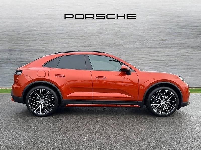 Used Porsche Macan 264 kW (360 HP) 2025 Orange SUV
