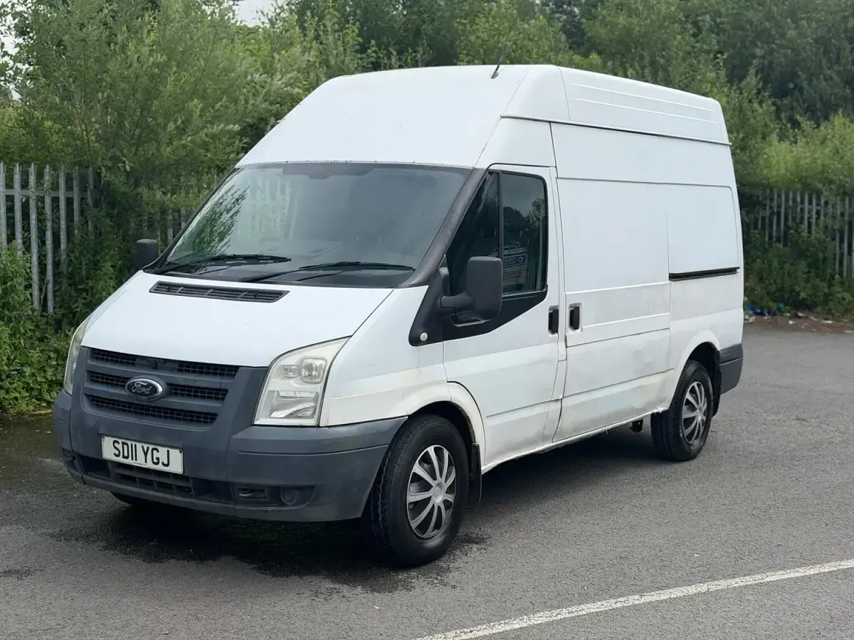 Used Ford Transit 100 HP (73 kW) 2011 White Van