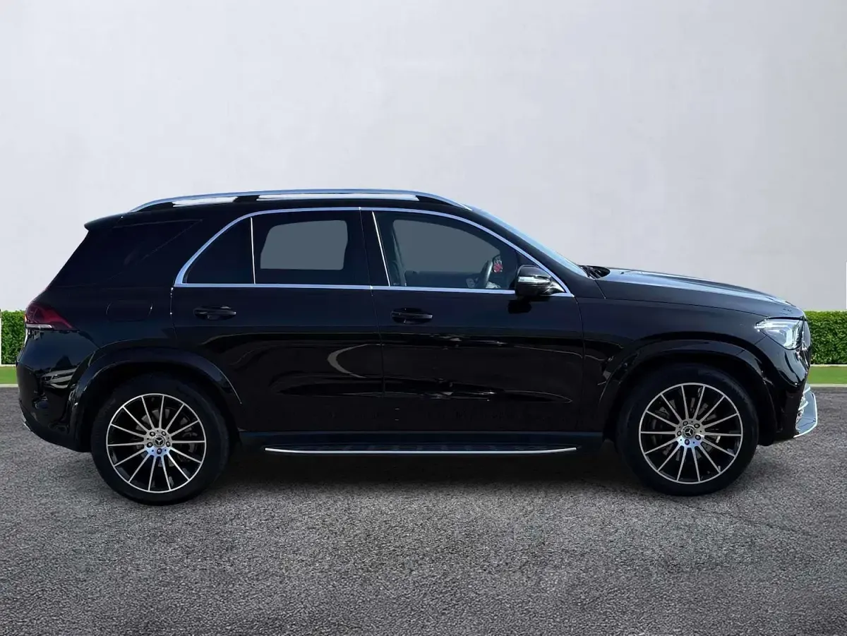 Used Mercedes GLE400 AMG line 2022 Black SUV