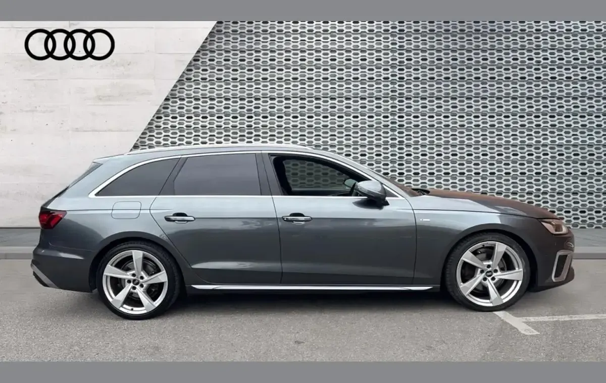 Used Audi A4 S-Line 163 HP (119 kW) 2023 Daytona grey Estate