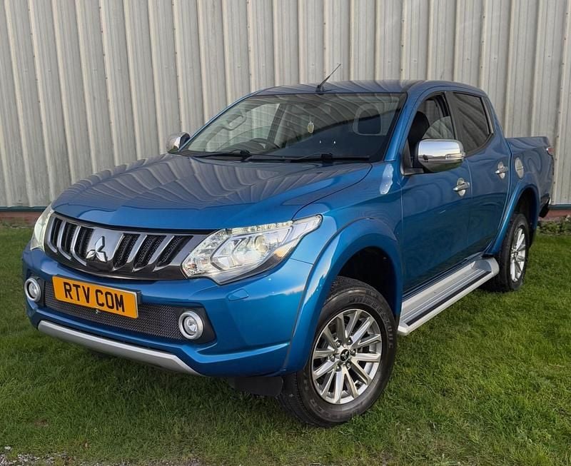 Blue Used 2019 Mitsubishi L200 Pickup | £11,491 (Super price) - Image 1/4