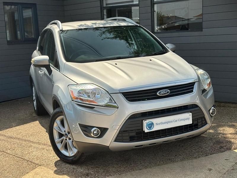 Silver Used 2013 Ford Kuga Zetec SUV | £3,695 (A bit pricey) - Image 1/4