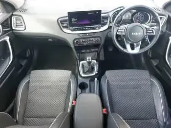 Gebraucht Kia Ceed 158 PS (116 kW) 2023 Rot Kleinwagen