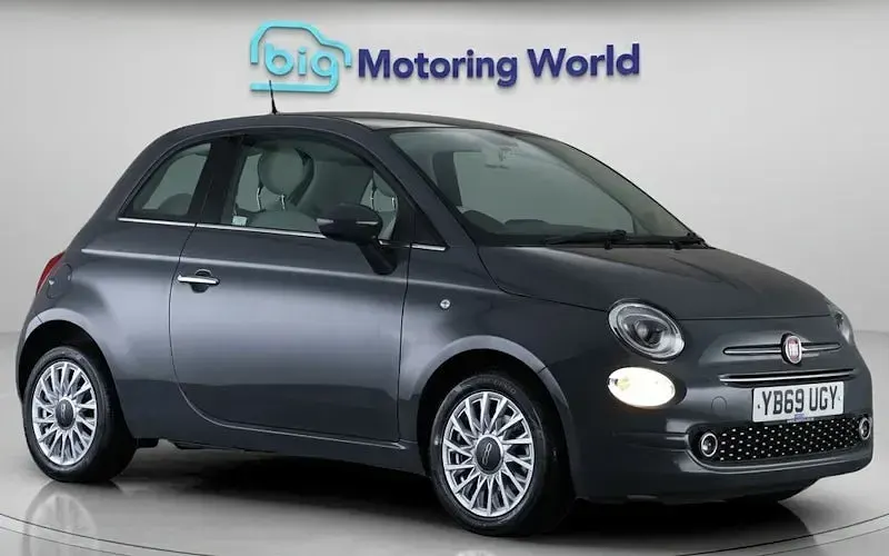Gebraucht Fiat 500 Lounge 69 PS (50 kW) 2019 Kleinwagen