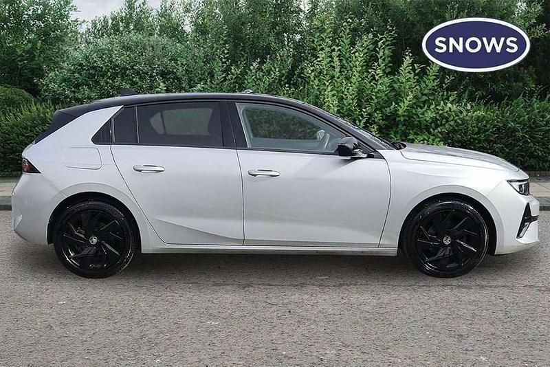 Used Vauxhall Astra GS Line 130 HP (95 kW) 2022 Grey Hatchback