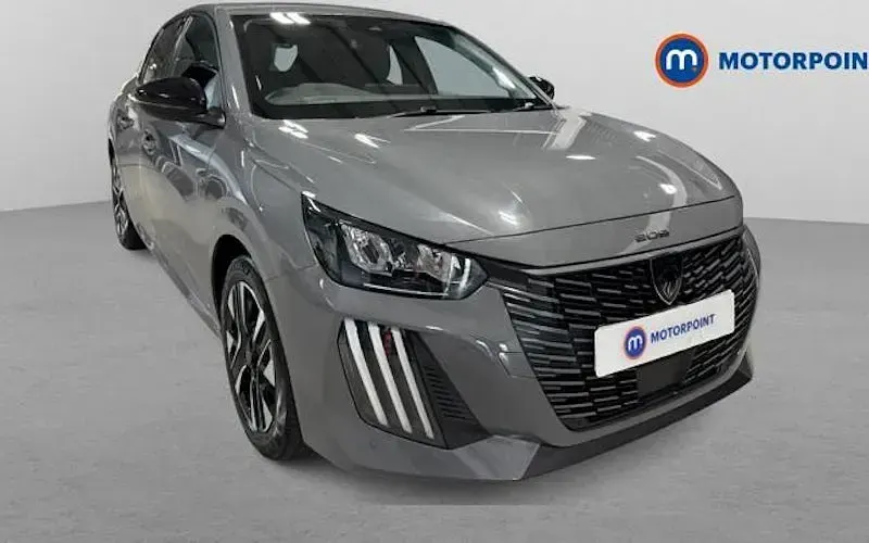 Używany Peugeot 208 Allure 101 KM (74 kW) 2025 Hatchback