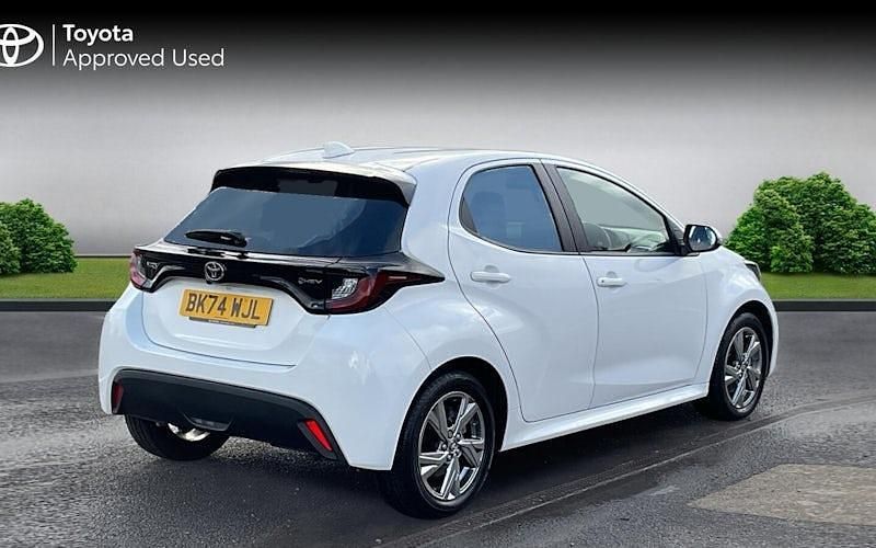 Used Toyota Yaris Hybrid 116 HP (85 kW) 2026 Hatchback
