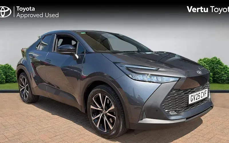 Used Toyota C-HR Design 223 HP (164 kW) 2025 SUV