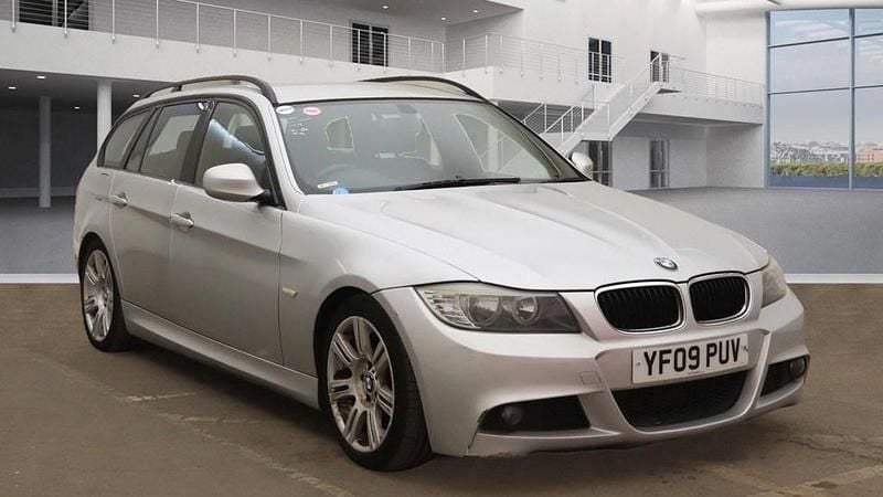 Silver Used 2009 BMW 318 M Sport Estate | £3,295 (Good price) - Image 1/4