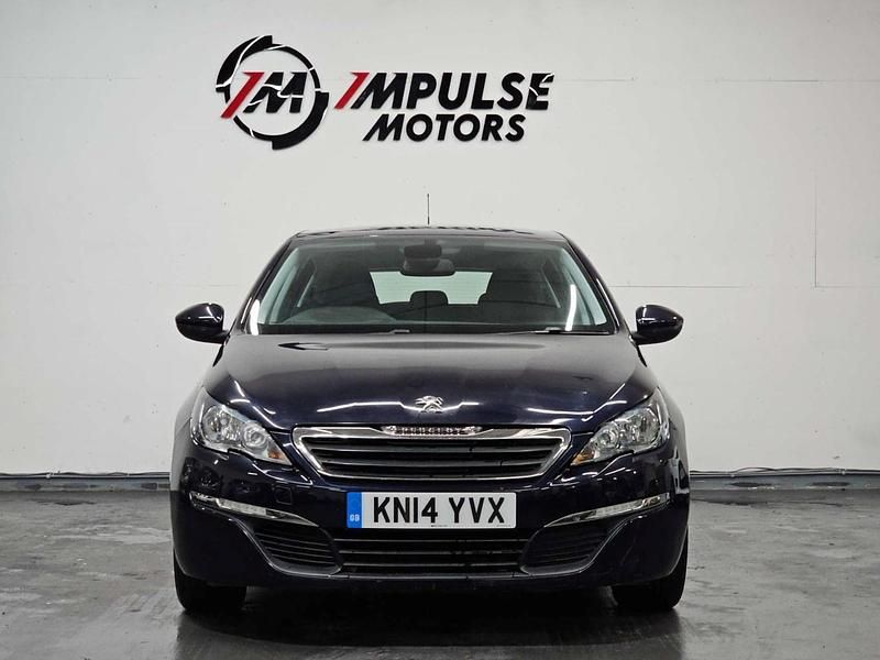 Second-hand Peugeot 308 Active 2014 Albastru Hatchback