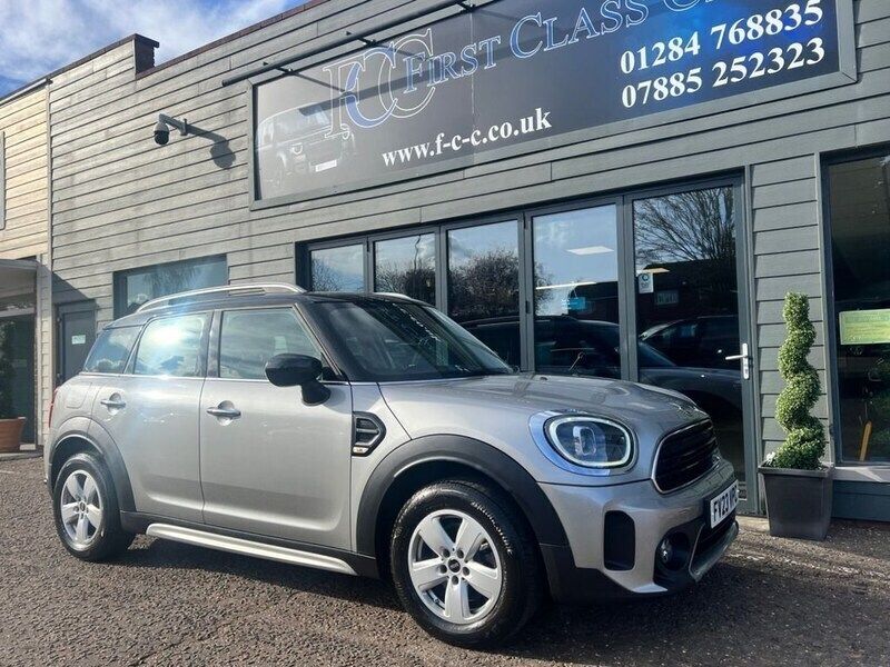 Silver Used 2023 Mini Cooper Countryman Classic SUV | £21,495 (Fair price) - Image 1/4