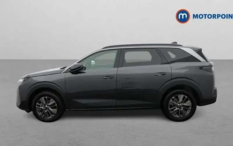 Used Peugeot 5008 Allure 145 HP (106 kW) 2025 Grey SUV