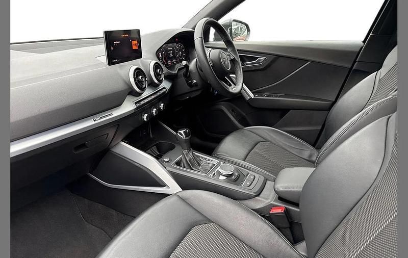 Used Audi Q2 S-Line 147 HP (108 kW) 2023 Grey SUV