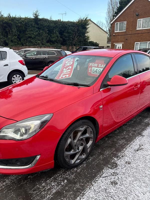 Used Vauxhall Insignia SRi 2016 Red Hatchback