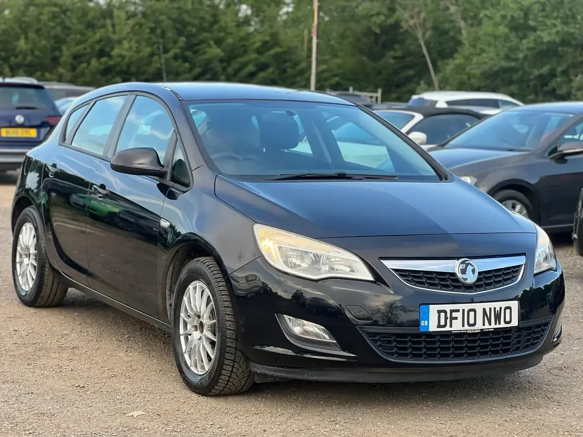 Used Vauxhall Astra 2010 Black Hatchback