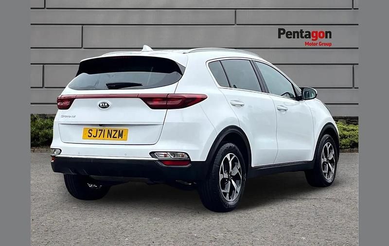 Used Kia Sportage 129 HP (94 kW) 2021 White SUV