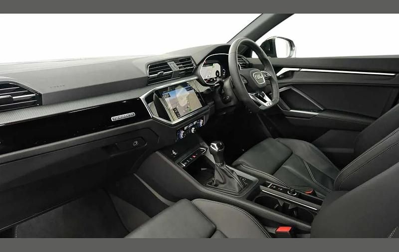 Used Audi Q3 S-Line 187 HP (137 kW) 2024 Grey SUV