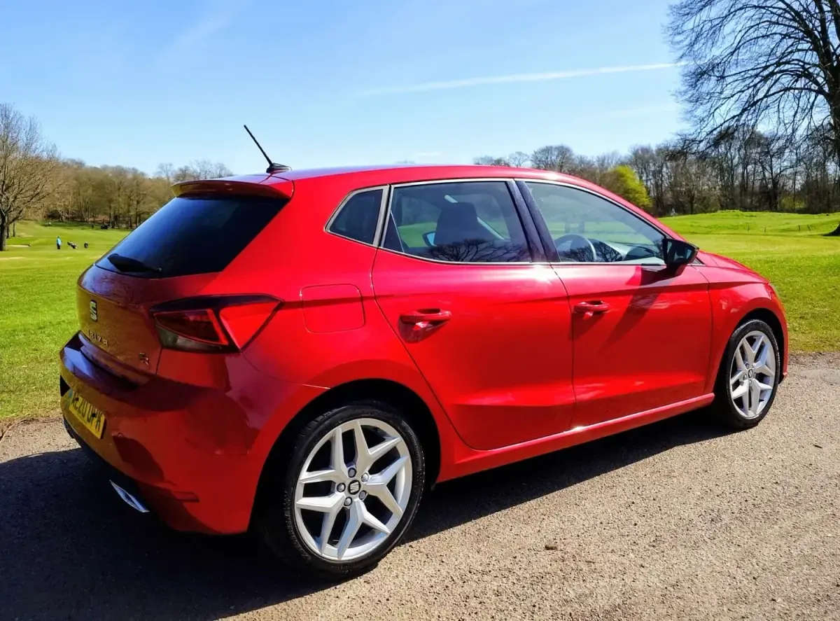 Używany Seat Ibiza FR 95 KM (69 kW) 2020 Czerwony Hatchback
