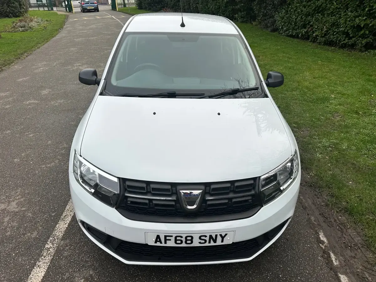 Used Dacia Sandero Essentiel 2018 White Hatchback