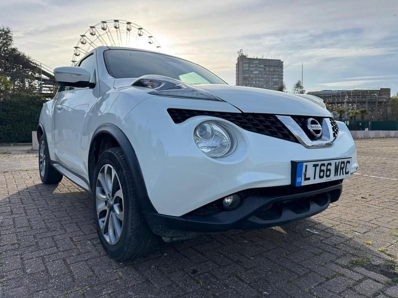 Used Nissan Juke Tekna 2016 White SUV