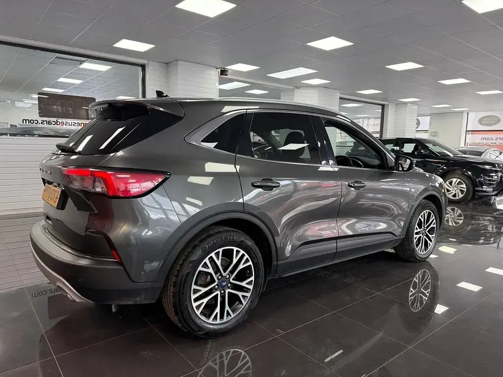Used Ford Kuga Titanium 120 HP (88 kW) 2020 Grey SUV