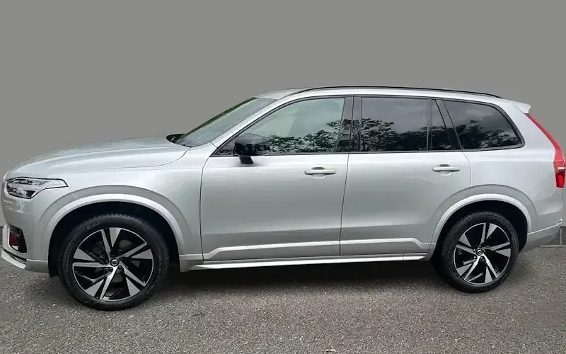 Used Volvo XC90 R-Design 235 HP (172 kW) 2020 Silver SUV