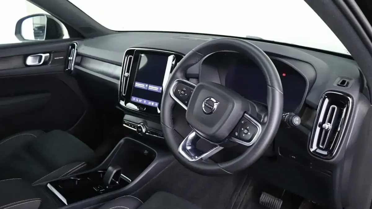 Used Volvo XC40 Ultimate 175 kW (238 HP) 2023 SUV