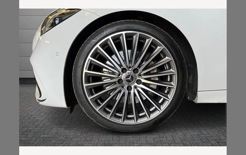 Used Mercedes C200 AMG Line Premium 200 HP (147 kW) 2022 White Sedan