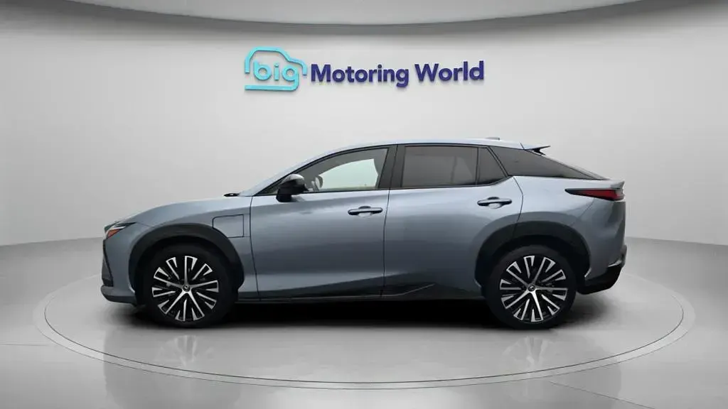 Used Lexus RZ 450e 230 kW (313 HP) 2024 Blue SUV