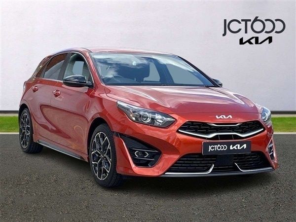 Orange Used 2023 Kia Ceed GT-Line Hatchback | £18,105 (Fair price) - Image 1/4