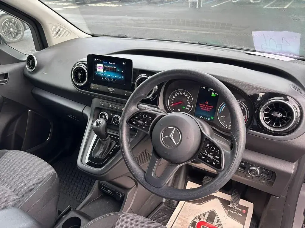 Used Mercedes eCitan Premium 89 kW (122 HP) 2024 Grey Van