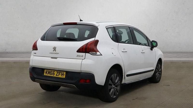 Used Peugeot 3008 Active 2016 White Hatchback