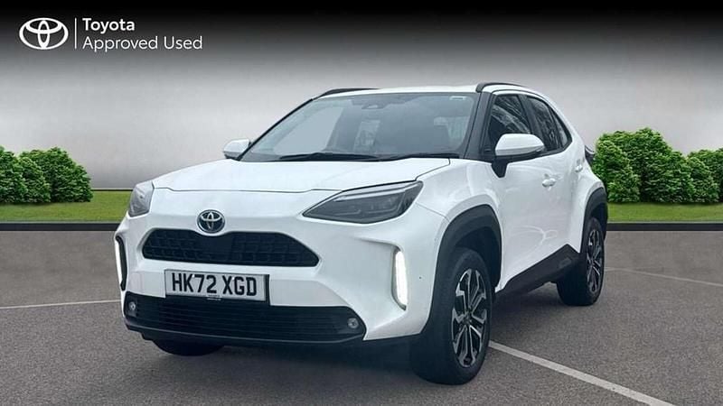 Used Toyota Yaris Cross Design 113 HP (83 kW) 2023 White SUV