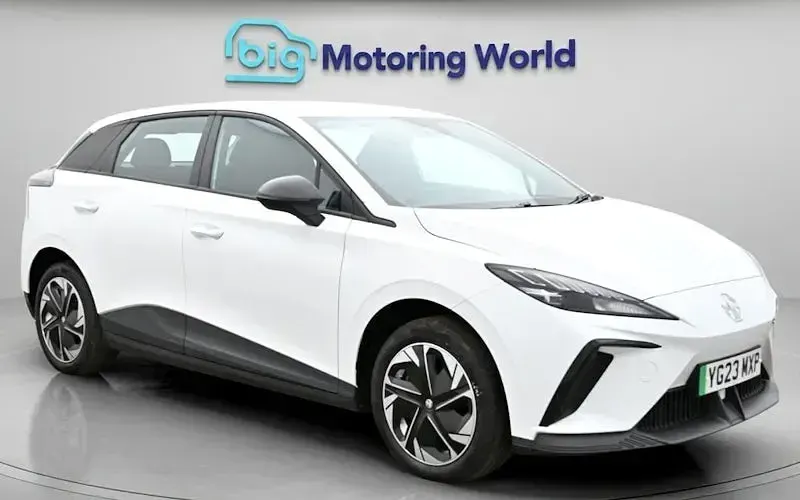 Usado MG MG4 EV SE 319 kW (435 CV) 2023 Utilitario