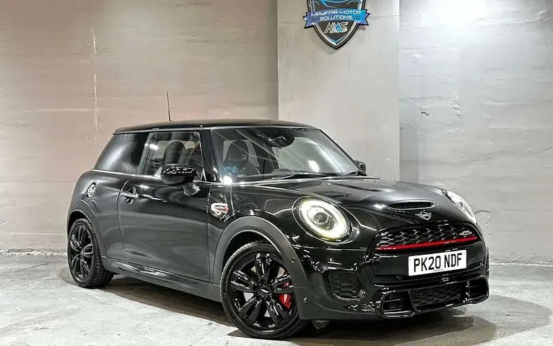 Begagnad Mini John Cooper Works Hatch 231 HK (169 kW) 2020 Halvkombi