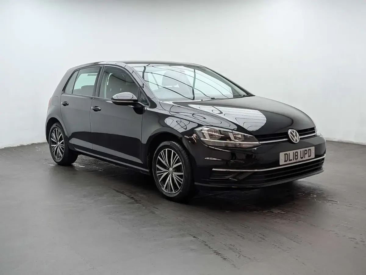Used VW Golf VII SE 2018 Black Hatchback