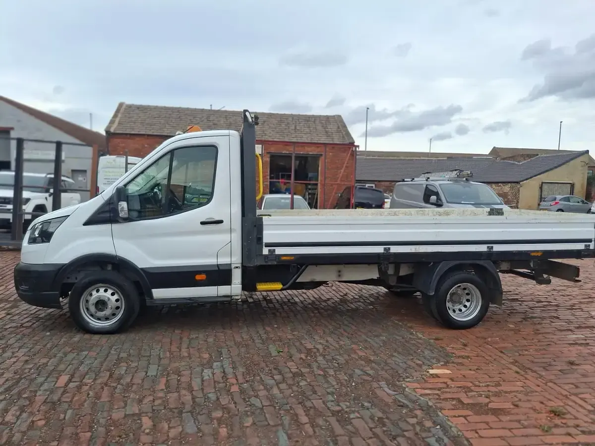 Used Ford Transit 130 HP (95 kW) 2020 White Van