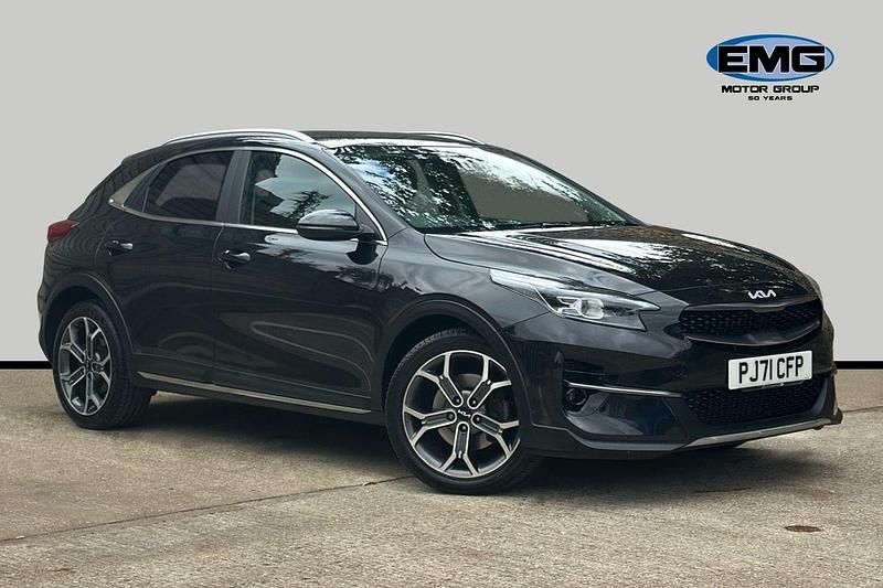 Phantom black Used 2022 Kia XCeed SUV | £14,895 (Fair price) - Image 1/3