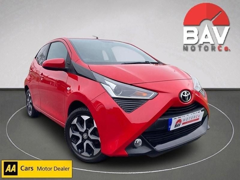Used Toyota Aygo X-plore 2018 Red Hatchback