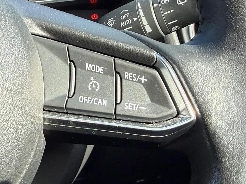 Second-hand Mazda 2 Inclusive 89 CP (65 kW) 2022 Albastru Hatchback