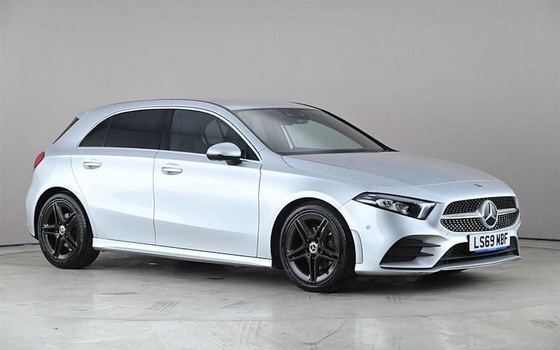 Usado Mercedes A200 AMG Line Premium 163 HP (119 kW) 2022 Citadino