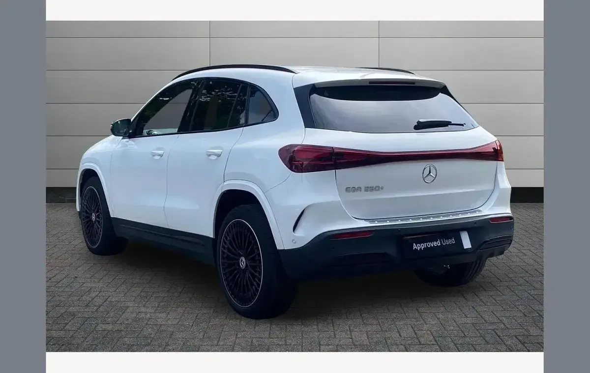 Used Mercedes EQA250+ Urban 139 kW (190 HP) 2025 White SUV