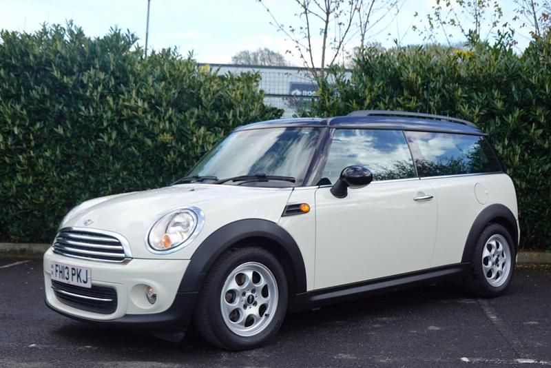 Used Mini Cooper Clubman 2013 White Estate