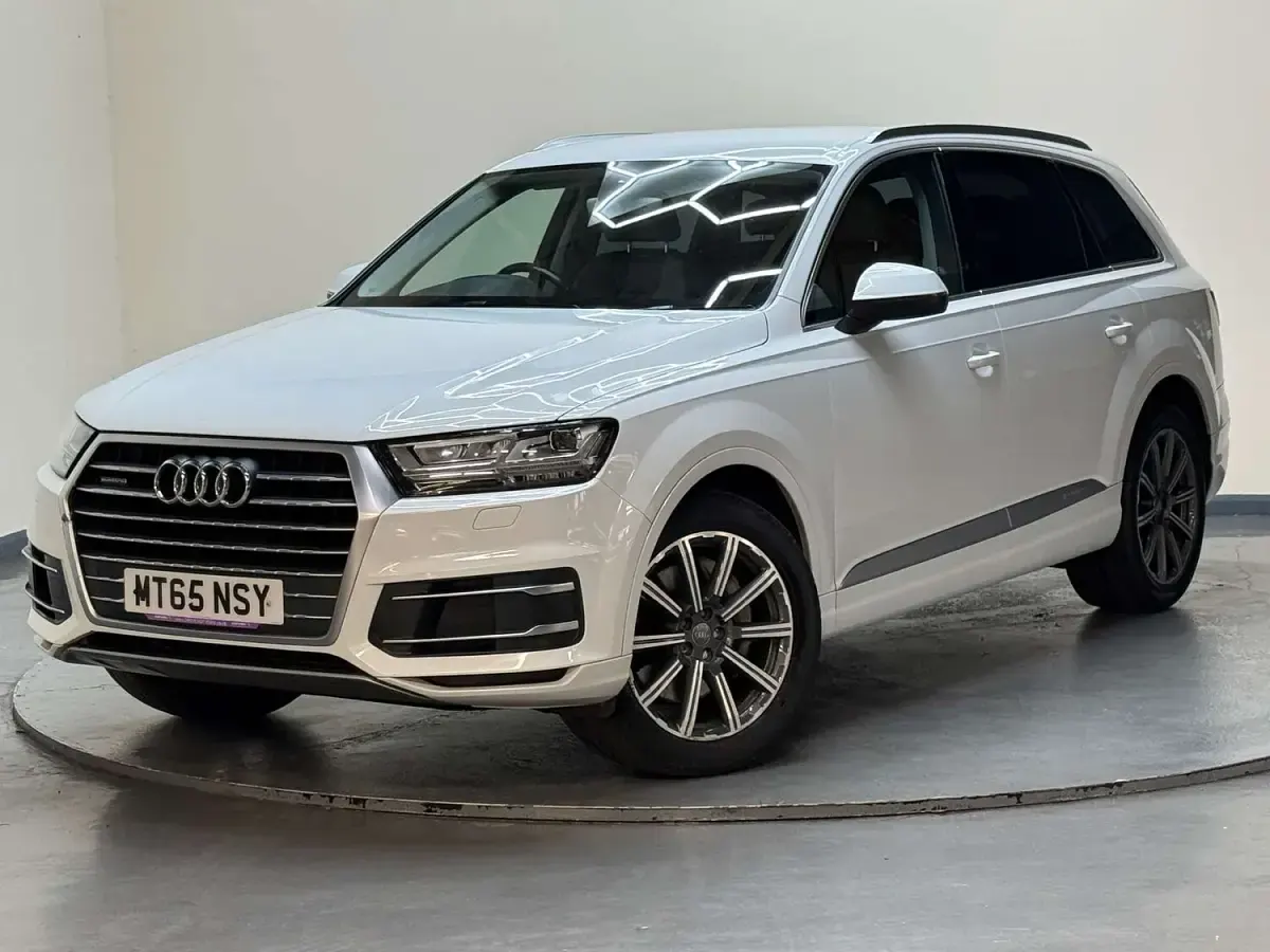 Used Audi Q7 Business 268 HP (197 kW) 2015 White SUV