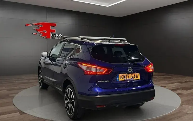Used Nissan Qashqai Tekna 110 HP (80 kW) 2017 Blue SUV