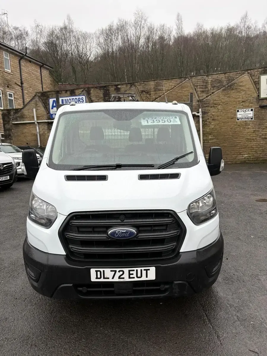 Used Ford Transit 130 HP (95 kW) 2023 White Cabriolet