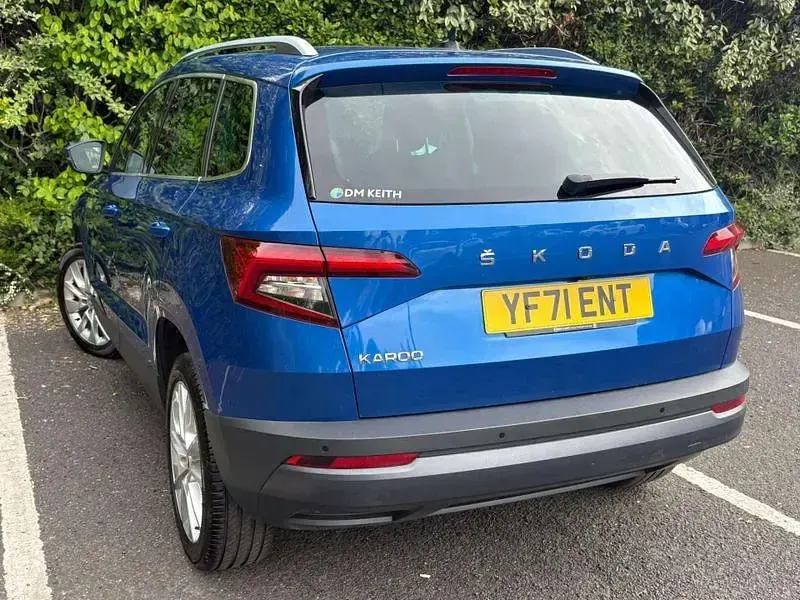 Used Skoda Karoq SE L 110 HP (80 kW) 2021 Blue SUV