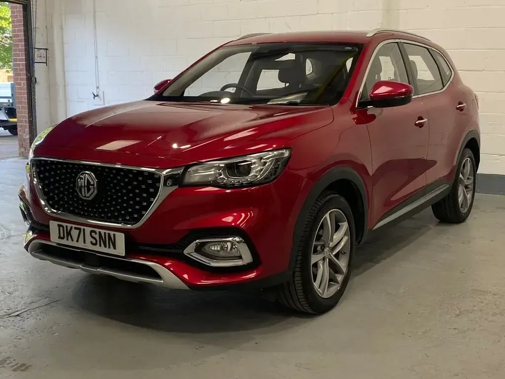 Used MG HS Excite 162 HP (119 kW) 2021 Red SUV